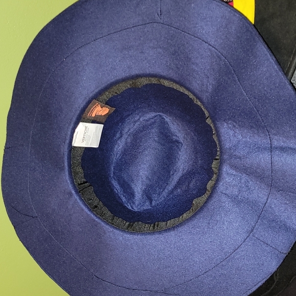 Hat - Picture 7 of 7